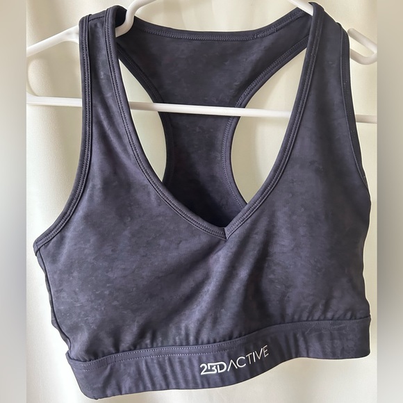 NWOT Purple/black marble sports top. Padded & buttery soft activewear. - Picture 1 of 3